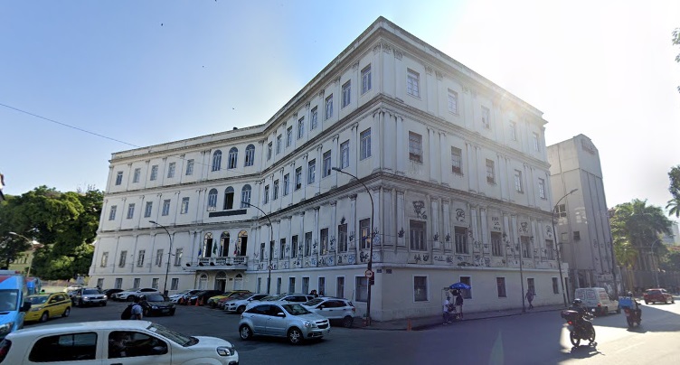 [25/03] Rabugento Sangue Bom - Faculdade Nacional de Direito